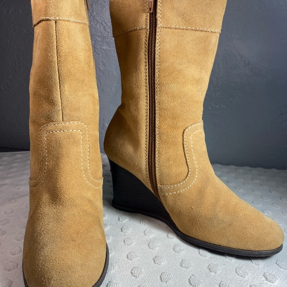Vintage Yellow Box Womens Suede Dime Boots Wedge Heel Mid-Calf - Picture 8 of 16